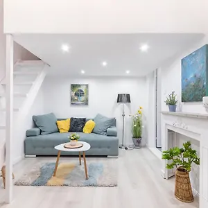 Green Apartment , Budapest Ungheria