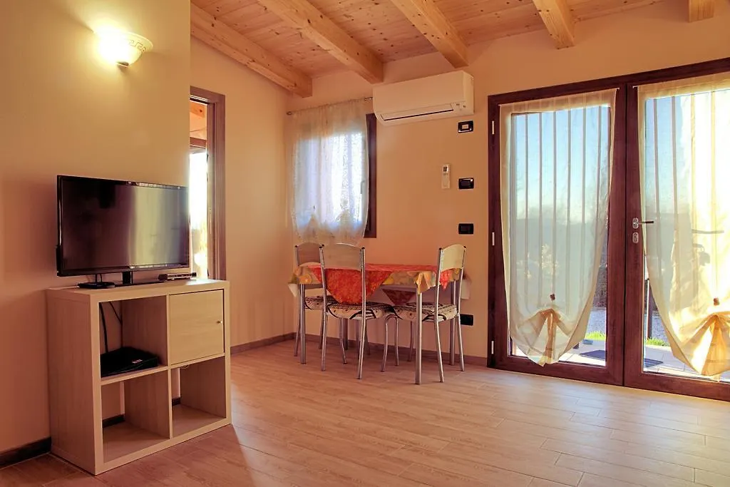 Agriturismo Il Melograno Tessera Κατάλυμα σε φάρμα